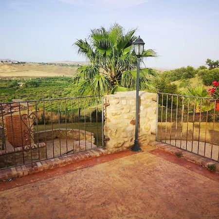 Villa Sperone Agriturismo Assoro Exterior foto