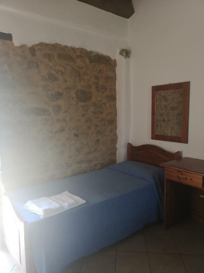 Villa Sperone Agriturismo Assoro Exterior foto